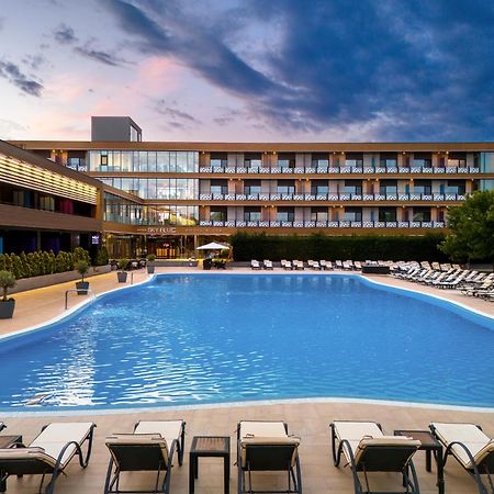 Sky Blue Hotel & Spa Paulesti  Bagian luar foto