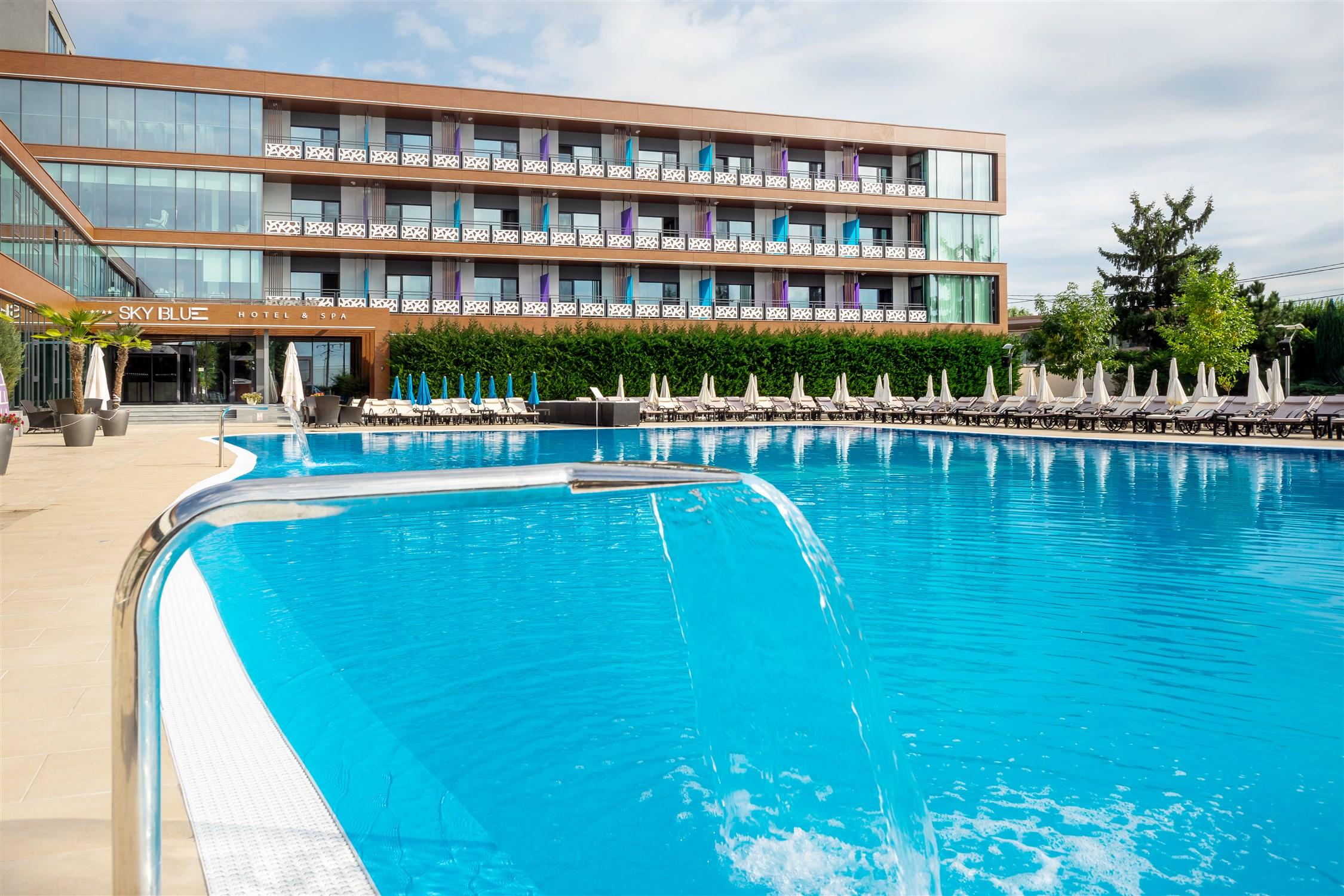 Sky Blue Hotel & Spa Paulesti  Bagian luar foto