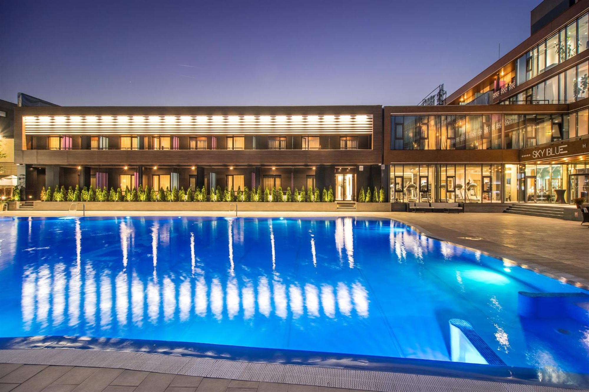Sky Blue Hotel & Spa Paulesti  Bagian luar foto